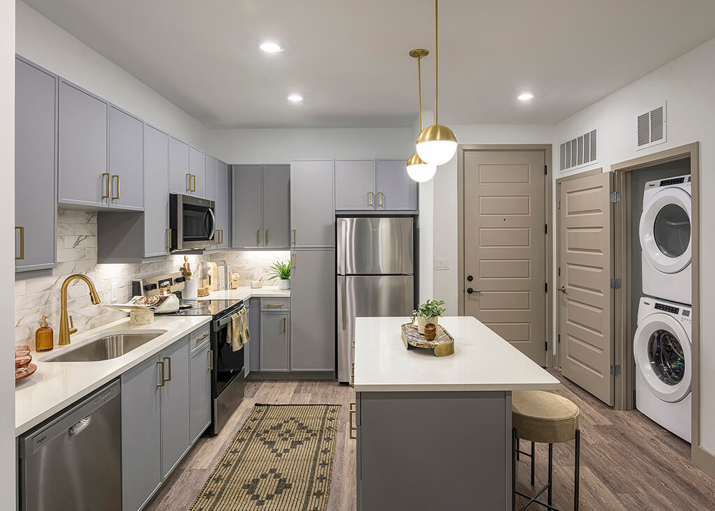 Kitchen Brass Marble Design at Wayfern Apartments in Sandy Springs GA